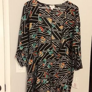 LuLaRoe Lindsay Kimono sz M NWT